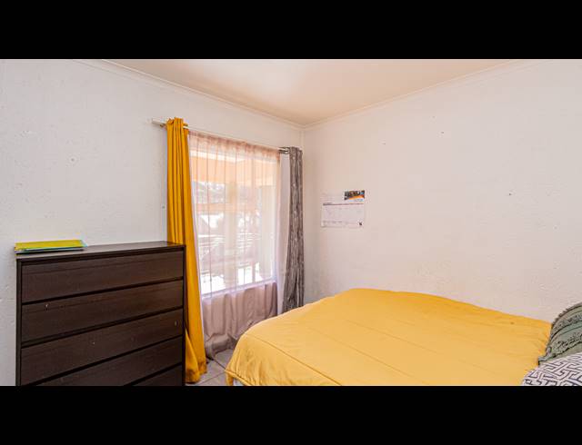3 BEDROOM TOWNHOUSE FOR SALE IN ALBERTON NORTH